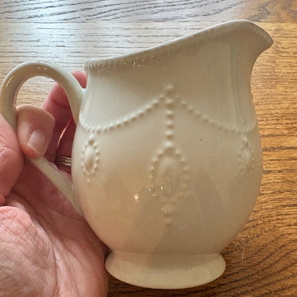 Lenox French Perle creamer - Picture 7 of 13